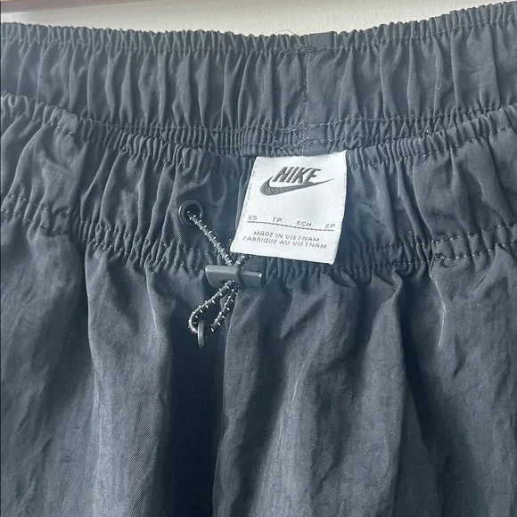 Nike Woven Cargo Pants - Picture 5 of 7